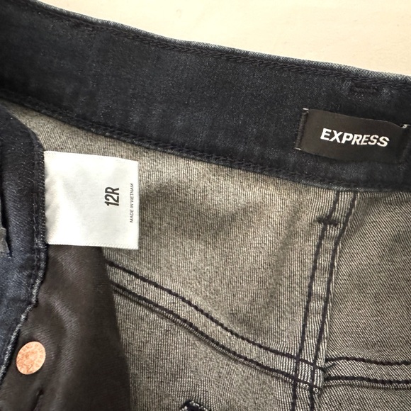 Express Super High-Rise Skinny Jeans – Blue Denim with Distressed Knees | Sze 12 - Picture 8 of 12